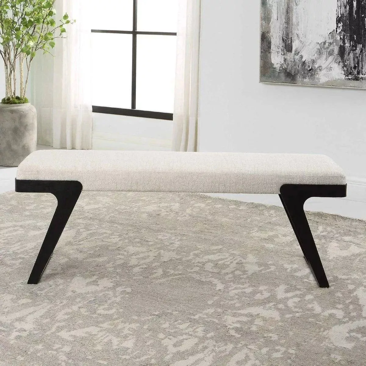 Hover Bench